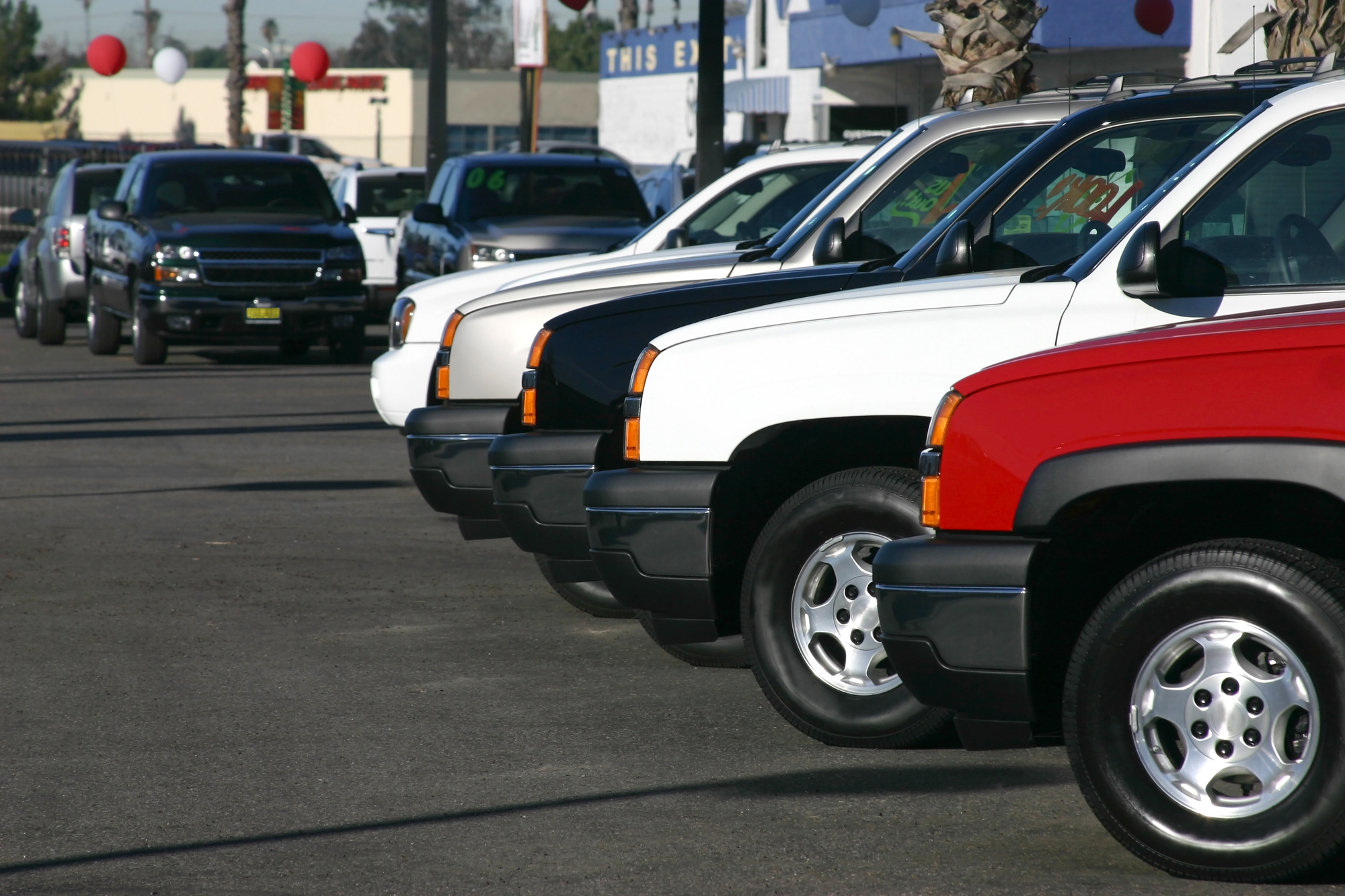 What To Look For When Buying A Used Truck - Motor Era