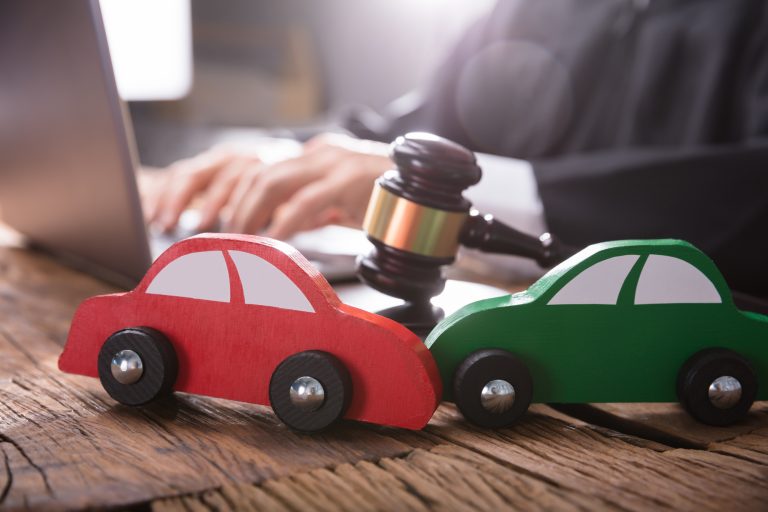 how-to-choose-the-best-car-accident-attorney-near-me-motor-era